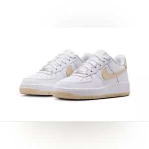 Nike Air Force 1 "White/White/Light Khaki" New No Box W Size 8/ 6.5 Youth